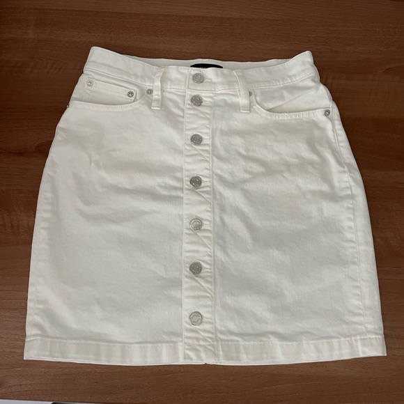 J. Crew High Rise White Denim Jean Silver Button Mini Skirt Size 26 - Picture 2 of 4